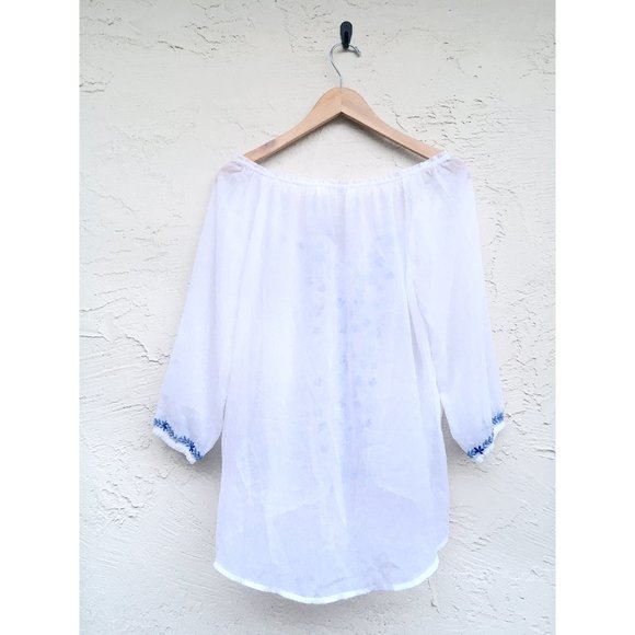 A&F Classy Embroidered Chiffon Top w/ 3/4 Sleeves (S) - Picture 6 of 7